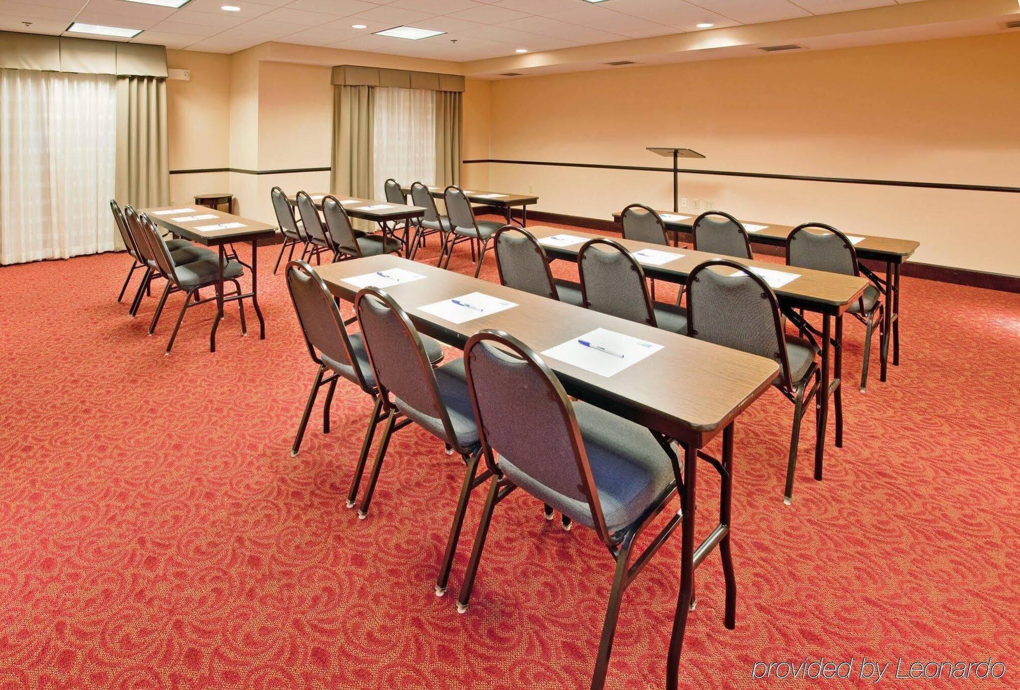 Holiday Inn Express & Suites East Wichita I-35 Andover By Ihg Luaran gambar